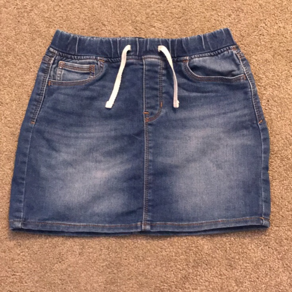 Denim skirt with elastic waistband